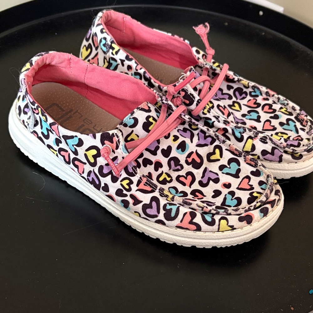 Girls Hey Dudes size 2  Heart Pattern